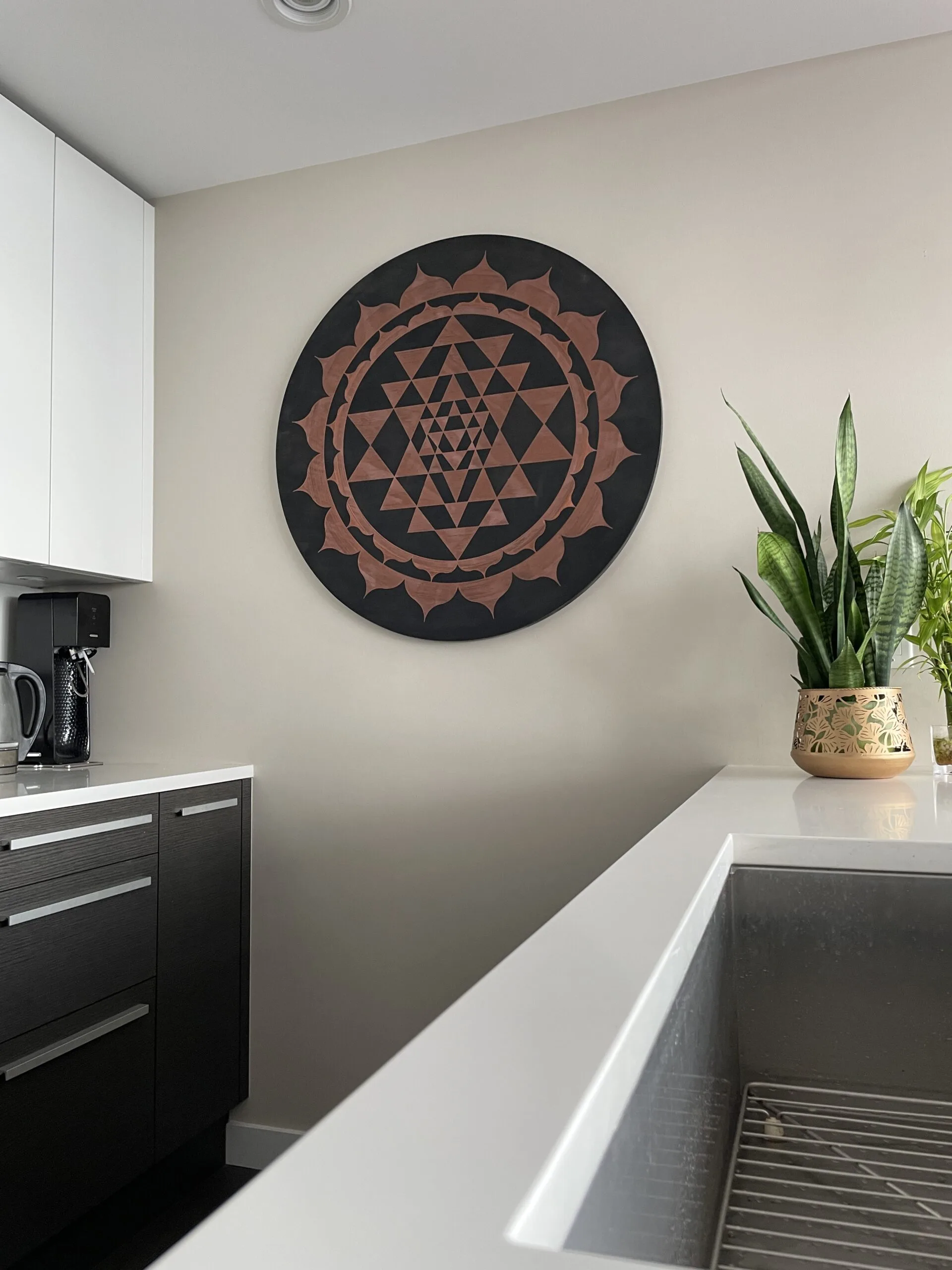 Radiant Heart - Sri Yantra | 90cm Original - Image 4